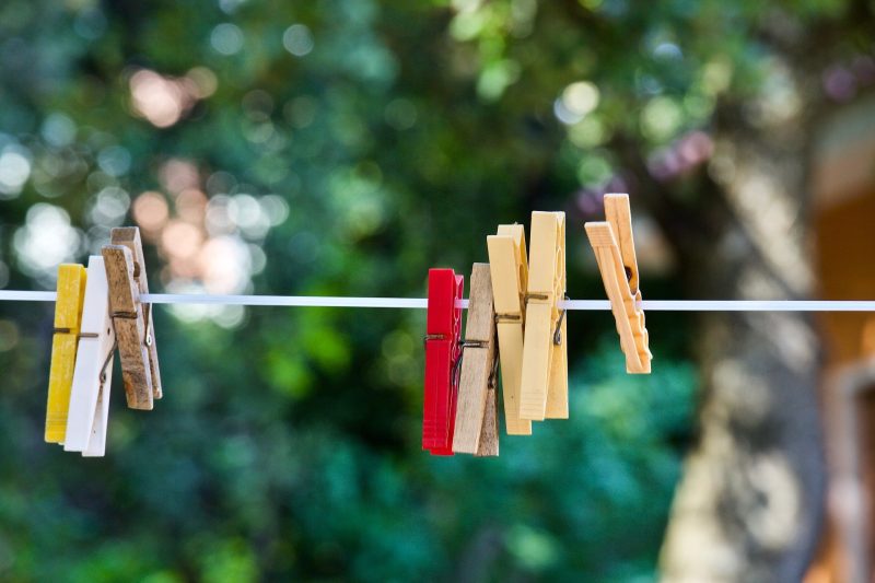 clothespins-3493588_1920